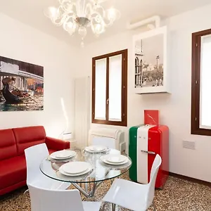 castello-5067-boutique-apartment.hotelslidodijesolo.com/